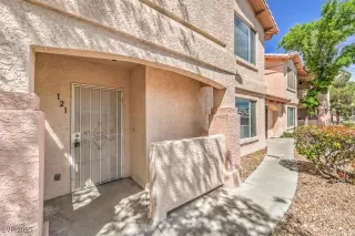 Photo #2: 2704564 Listing