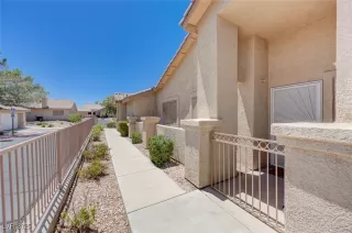 Photo #1: 2704585 Listing 