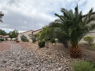 Photo #1: 2704599 Listing