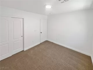 Photo #4: 2704601 Listing 