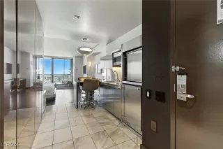 Photo #2: 2704651 Listing 