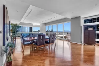 Photo #3: 2704682 Listing