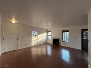 Photo #1: 2704700 Listing 