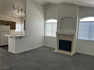 Photo #6: 2704722 Listing 