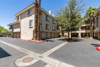 Photo #1: 2704725 Listing 