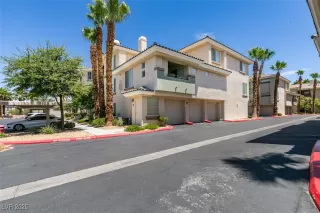 Photo #2: 2704725 Listing 