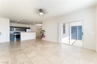 Photo #1: 2704733 Listing 