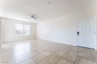 Photo #2: 2704733 Listing 