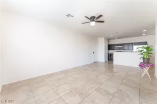 Photo #3: 2704733 Listing 