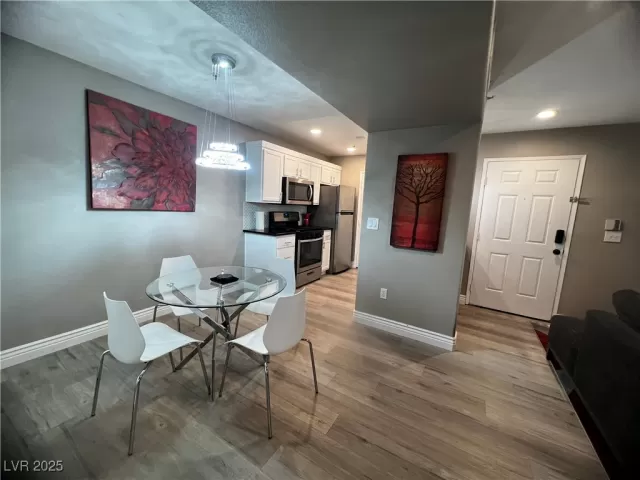 MLS: 2704745 Condo For Sale