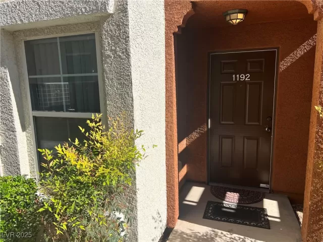 MLS: 2704752 Condo For Sale