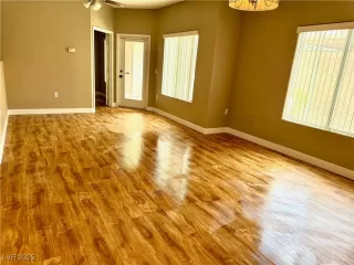 Photo #1: 2704752 Listing 