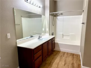 Photo #6: 2704752 Listing 