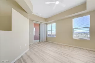 Photo #3: 2704777 Listing