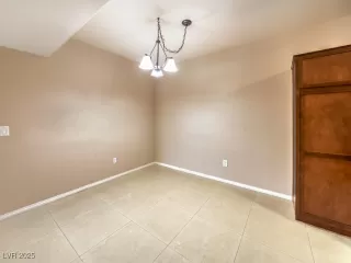 Photo #3: 2704788 Listing 