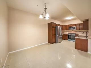 Photo #4: 2704788 Listing 