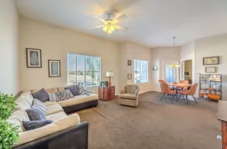 Photo #3: 2704805 Listing