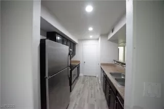 Photo #6: 2704839 Listing 