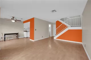 Photo #2: 2704859 Listing 