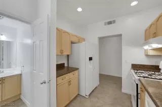 Photo #6: 2704869 Listing 