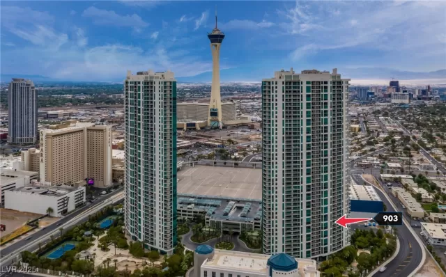 MLS: 2704870 Condo For Sale