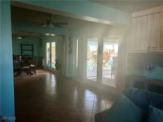 Photo #2: 2704884 Listing 