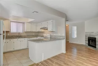 Photo #6: 2704899 Listing 