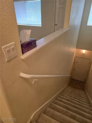 Photo #1: 2704932 Listing 