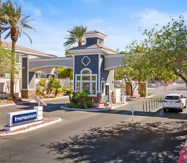 MLS: 2704949 Condo For Sale