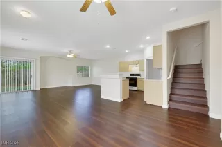 Photo #1: 2704950 Listing