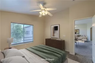 Photo #4: 2704997 Listing