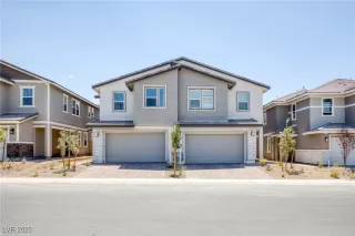 Photo #1: 2704998 Listing 
