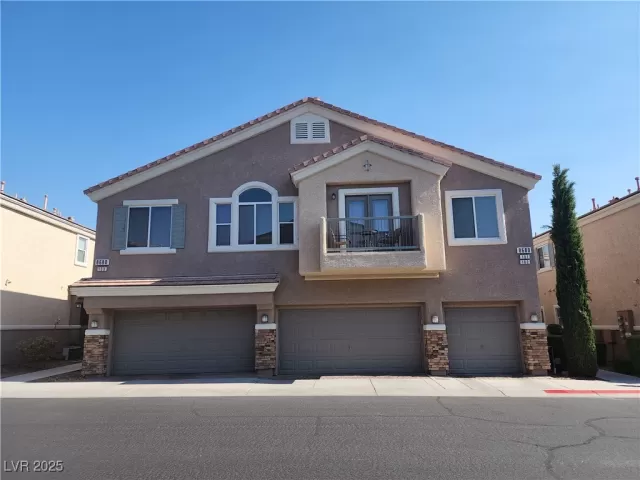 MLS: 2705049 Condo For Sale