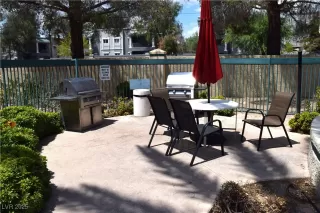 Photo #2: 2705059 Listing 