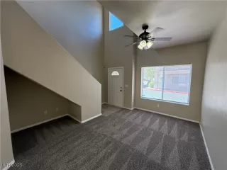 Photo #1: 2705066 Listing 