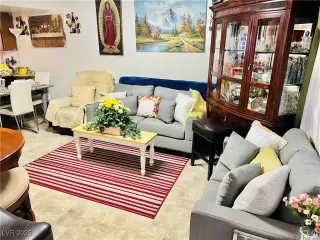 Photo #6: 2705071 Listing 