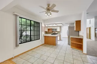 Photo #5: 2705075 Listing 