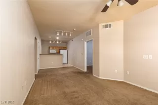 Photo #6: 2705151 Listing 