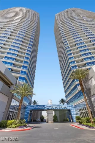 Photo #6: 2705187 Listing