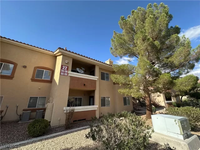 MLS: 2705213 Condo For Sale