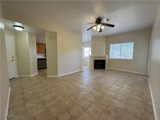 Photo #5: 2705213 Listing 