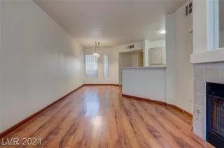 Photo #3: 2705217 Listing 