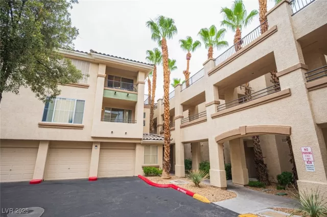 MLS: 2705252 Condo For Sale