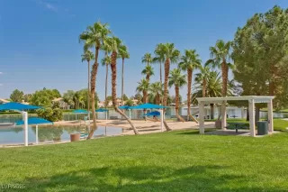 Photo #4: 2705259 Listing 