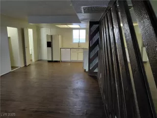 Photo #5: 2705295 Listing 