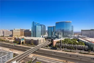 Photo #2: 2705306 Listing 