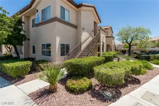 Photo #3: 2705323 Listing