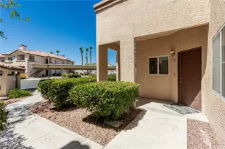 Photo #4: 2705323 Listing