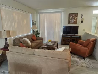 Photo #1: 2705333 Listing