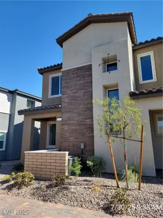 Photo #1: 2705335 Listing 